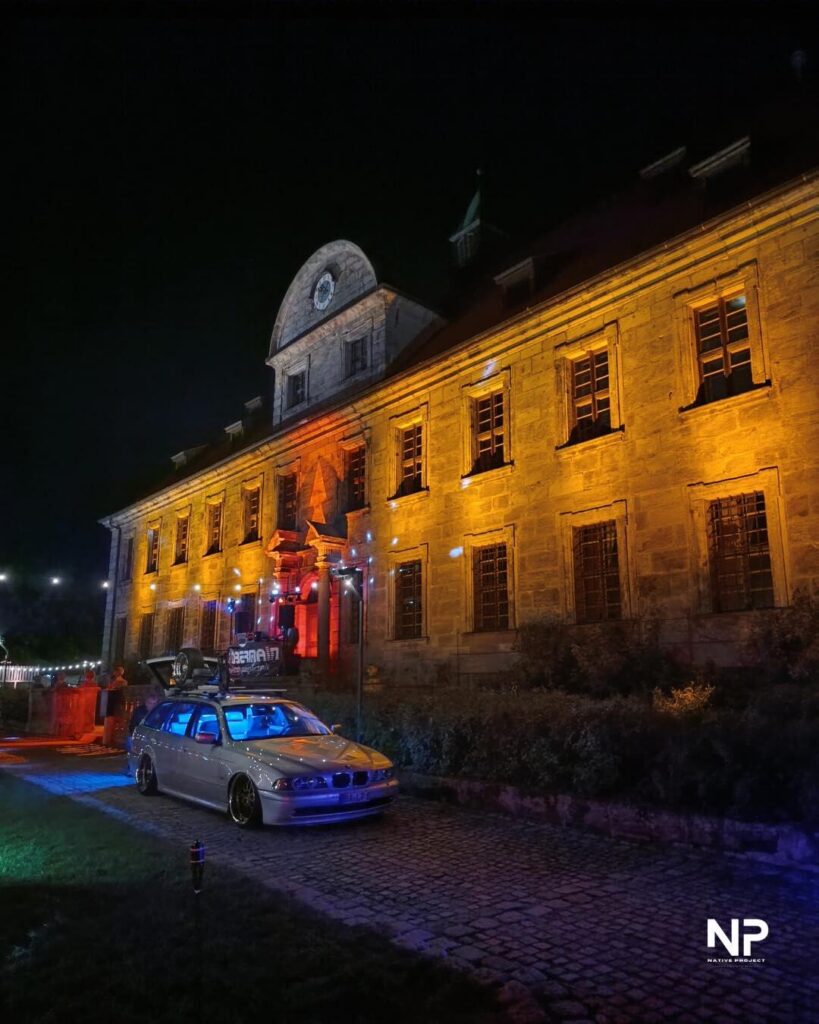 Finest Carstyle am Schloss - Bild 1